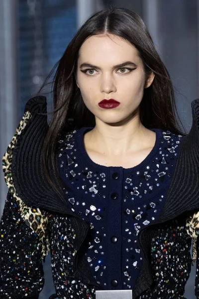 Look 34